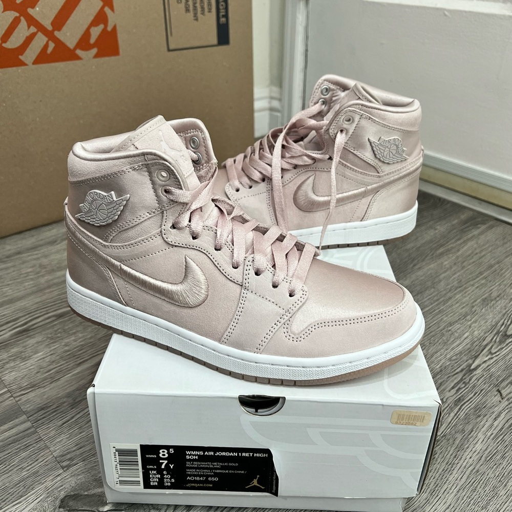 Jordan 1 Satin High Top Sneaker ‘Season of Her: Silt Red’
